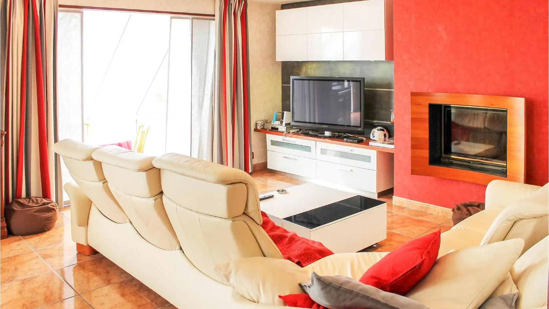 Holiday home Beach Front Home In Plougonvelin